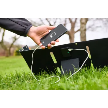 BATTERYcharge SOLAR 20W INCL. USB CHARGER